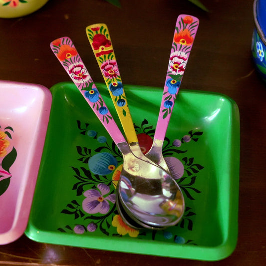 Hand‑Painted Kashmiri Enamelware Spoon