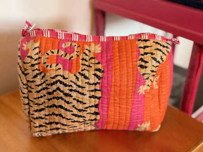 Medium Quilted Travel Wash Bag