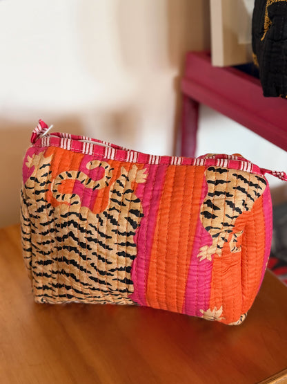 Medium Quilted Travel Wash Bag