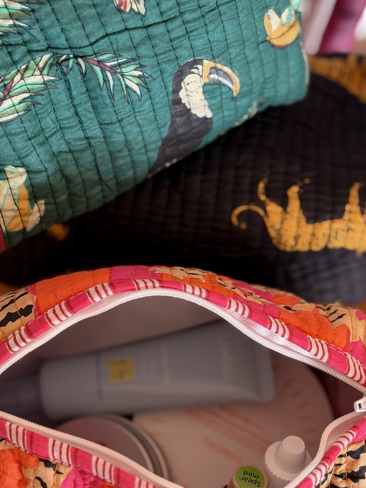 Medium Quilted Travel Wash Bag
